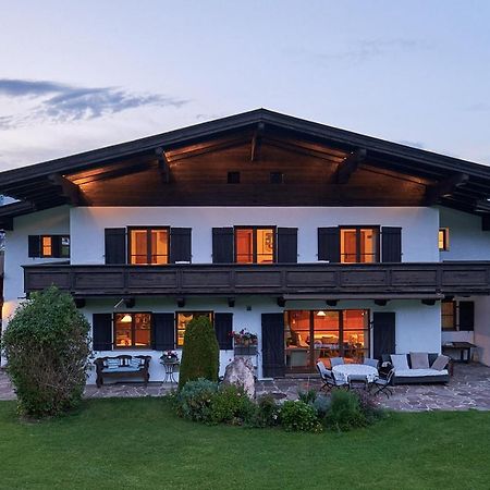 Pension Landhaus Gasteiger Kitzbuhel Exterior photo
