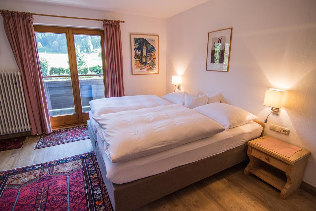 Pension Landhaus Gasteiger Kitzbuhel Exterior photo