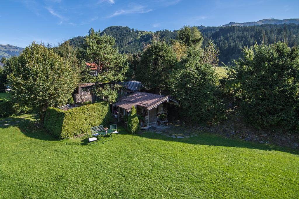 Pension Landhaus Gasteiger Kitzbuhel Exterior photo
